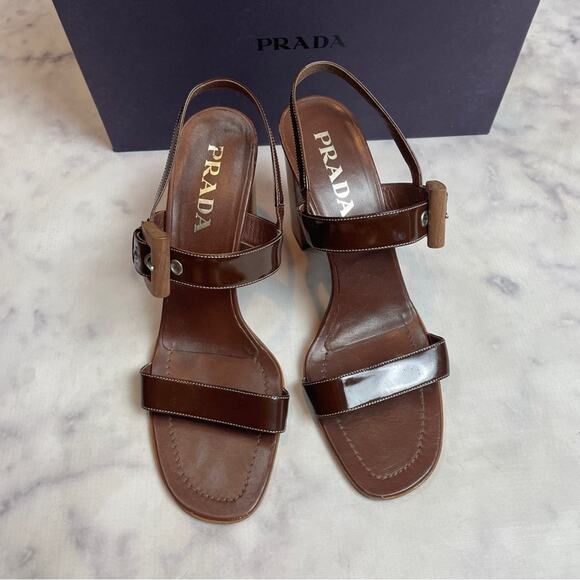 PRADA Brown Patent Leather Open Toe Wood Grain Block Heel Sandals - Picture 3 of 11